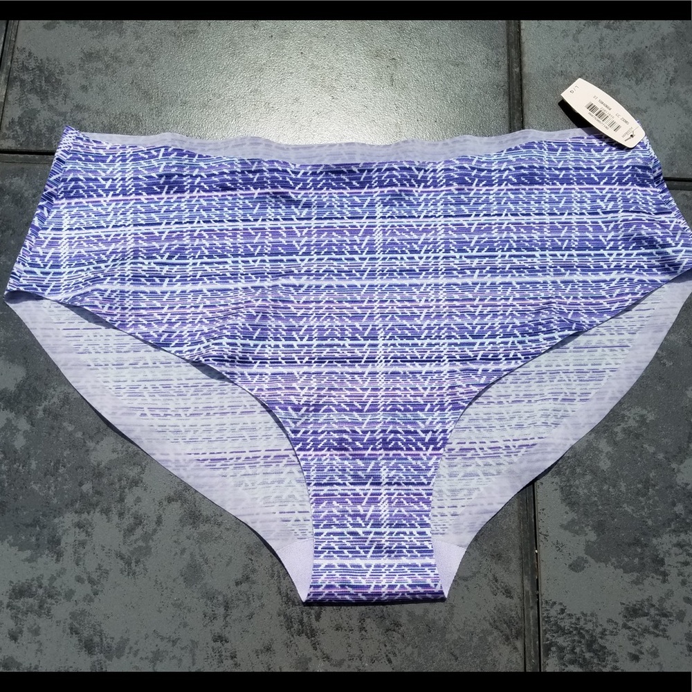 VICTORIA’S SECRET No-Show HIPHUGGER PANTY SIZE L